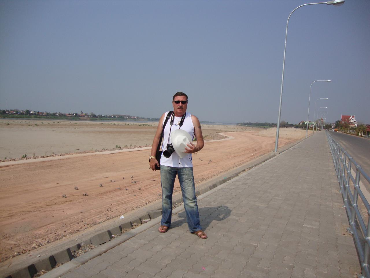 Vientiane au bord du mekong (2)