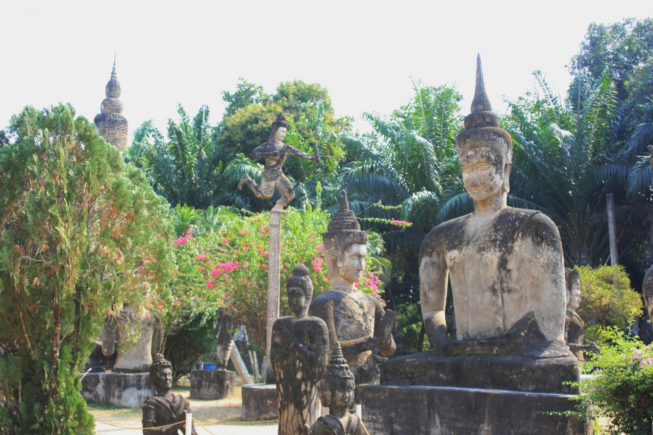 XiengKuane Buddha Park... Laos (11)