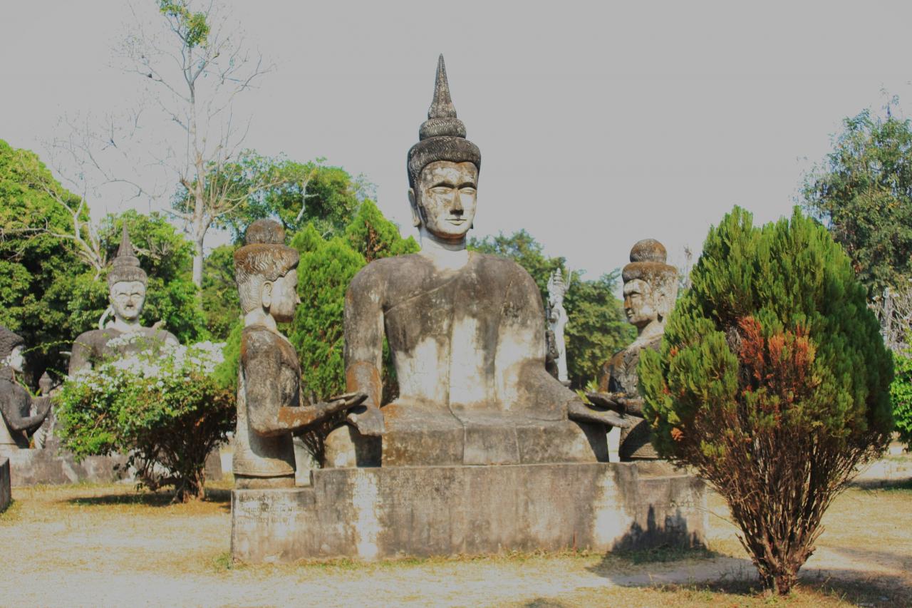 XiengKuane Buddha Park... Laos (40)