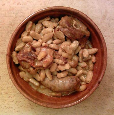 596px-cassoulet-cuit.jpg